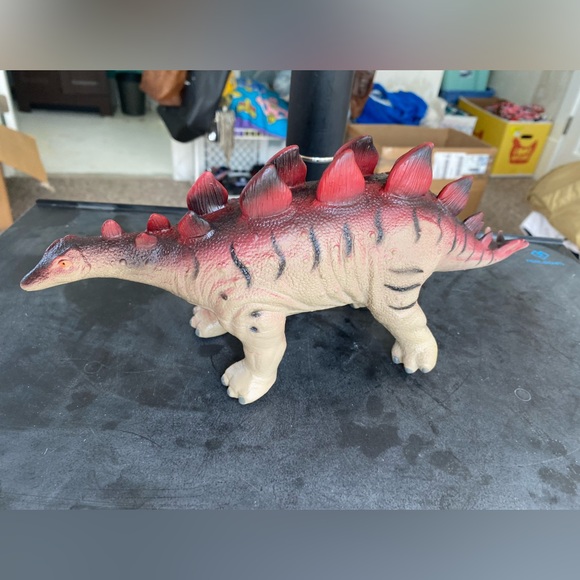 12” Wing Crown Rubber Stegosaurus SPINOSAURUS Dinosaur Toy Figure 2008 - Picture 3 of 8